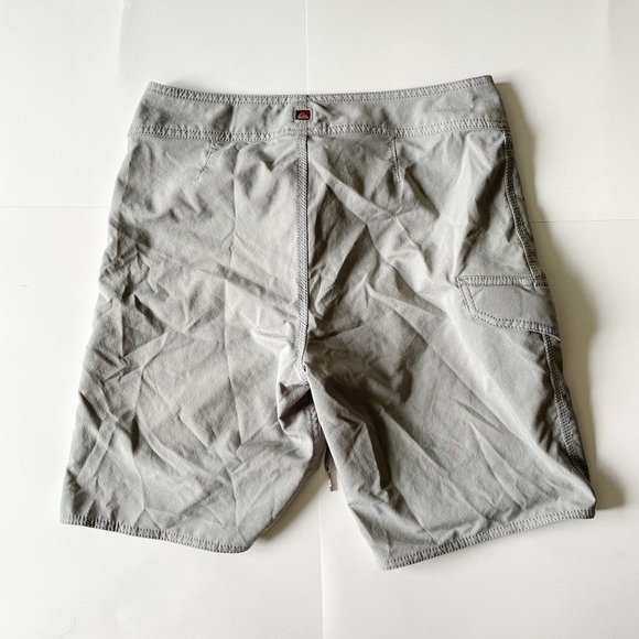Quicksilver Board Shorts (XS) - Picture 5 of 5
